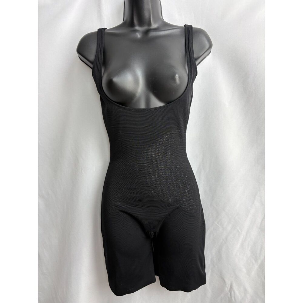 STAR by Spanx Black Lady Luxe Shapewear Size L Nylon Classic Faja Slimming Basic